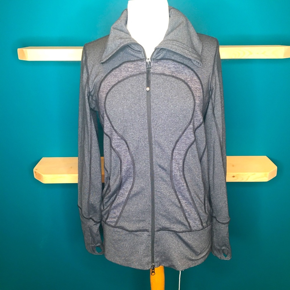Lululemon jacket size 8